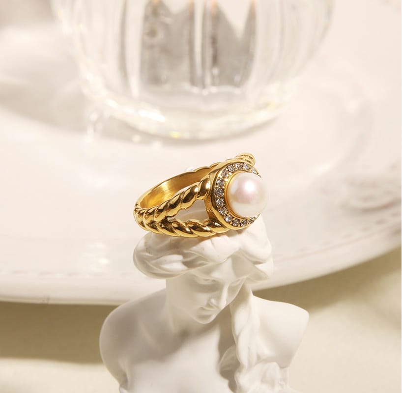 Jewellery Showcase Detail